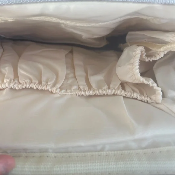 Stylish Gray and Black Backpack for women’s maternity NWT - Picture 2 of 4